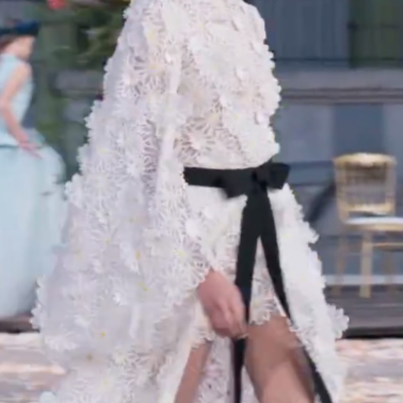 Curated Replacement - Picture 1 of 2